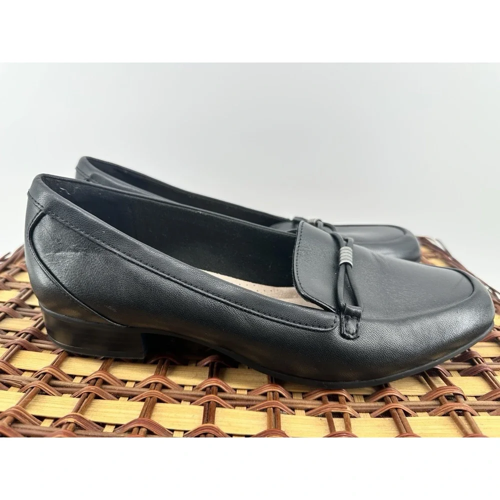 Clarks Collection Leather Slip-On Loafer Juliet Shine Black Women's Sz 8.5 EUC